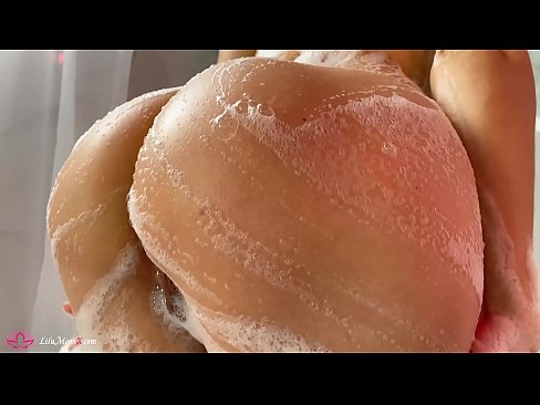 ❤️ Brunette Anapiga Pussy kwa Pussy kwa Vibrator hadi Orgasm kali katika Shower Pono ya kujitengenezea nyumbani ❌️❤